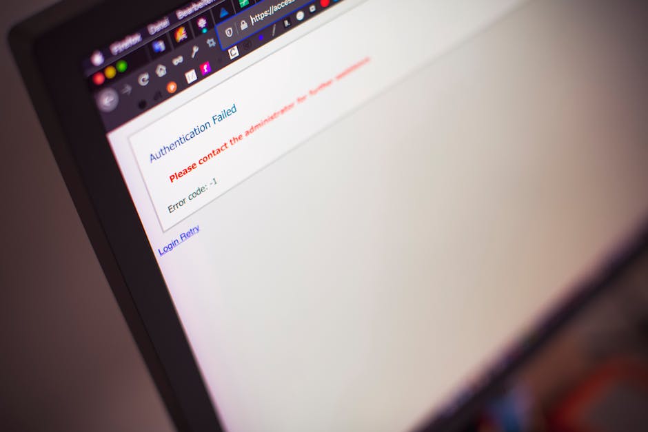 Gros plan sur un écran d'ordinateur affichant un message d'échec d'authentification.