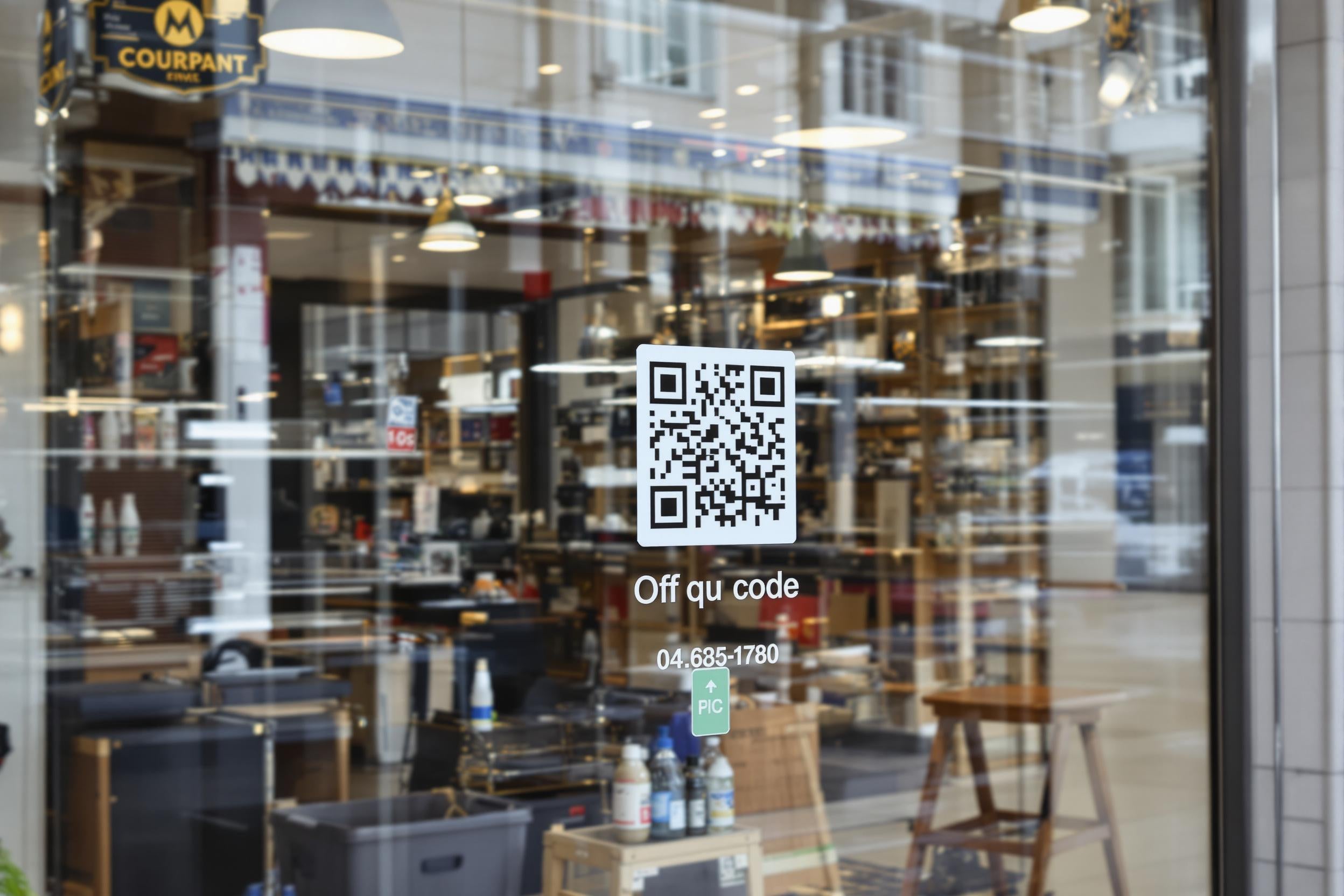 Façade d'entreprise avec QR code
