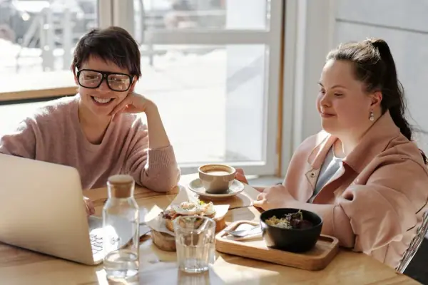 Customer review strategies to boost SMB reputation